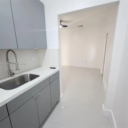 $1,700 | 14639 Southwest 158th Path, Unit B, Miami, FL 33196