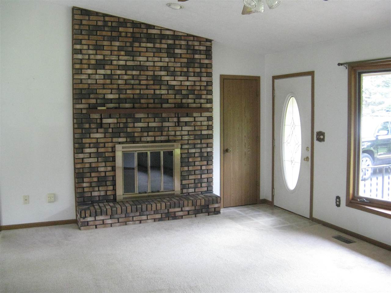 3366 Yale Bridge Road South Beloit, IL 61080 - Photo 8 of 11 Gallery Image 8