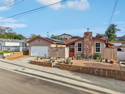 $975,000 | 8477 Harwell Drive, San Diego, CA 92119