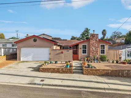 $975,000 | 8477 Harwell Drive, San Diego, CA 92119
