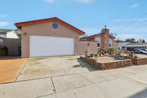 $975,000 | 8477 Harwell Drive, San Diego, CA 92119