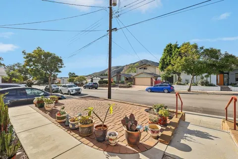 $975,000 | 8477 Harwell Drive, San Diego, CA 92119