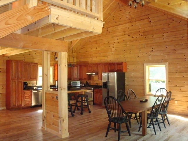 3285 Brush Road Lewisburg, WV 24901 - Photo 16 of 47 Kitchen and Dining Room