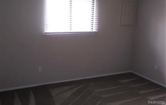 2165 Rochester Road Troy, MI 48083 - Photo 8 of 17
