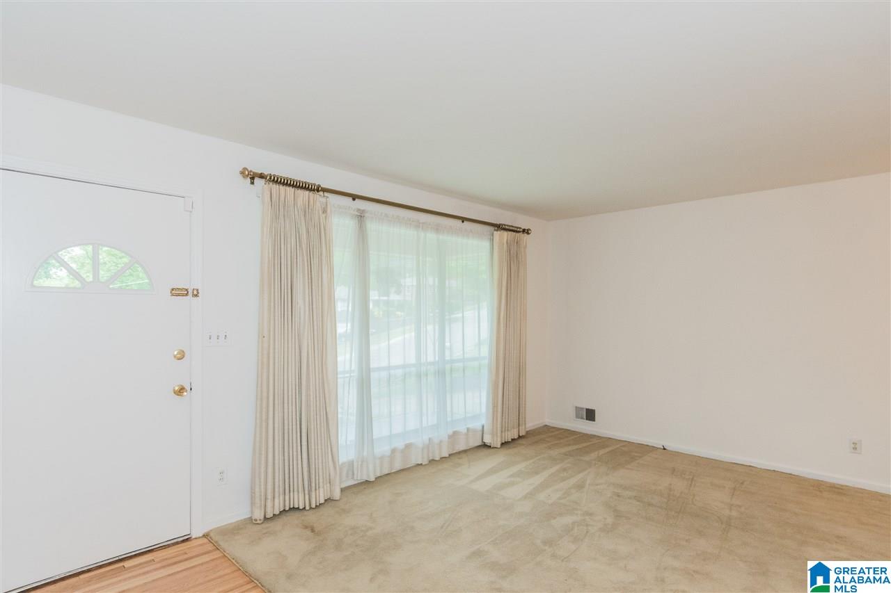 2104 16th Street Southwest Birmingham, AL 35211 - Photo 4 of 41