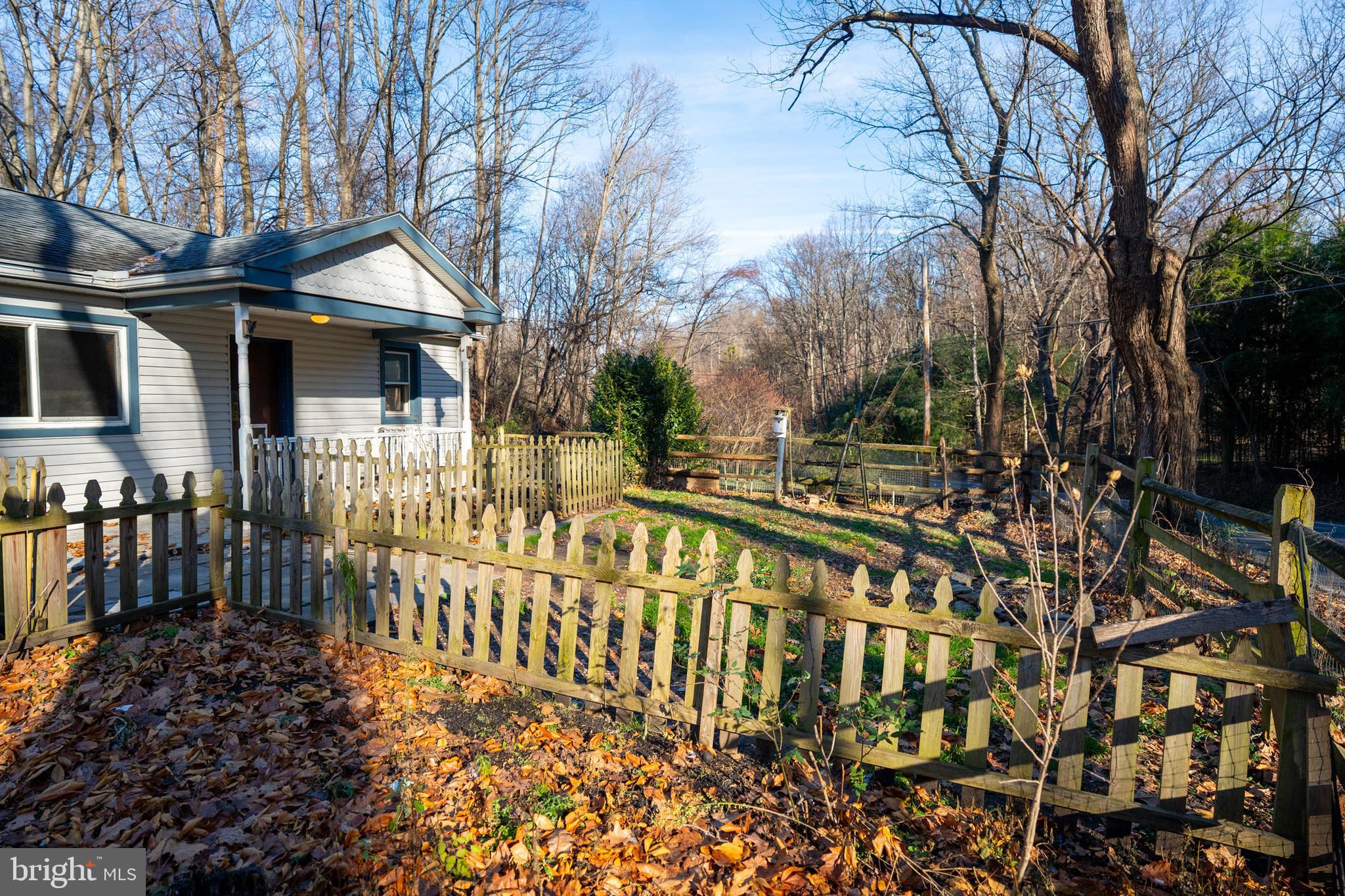 142 River Road Pequea, PA 17565 - Photo 27 of 35 a front view of a house with a yard