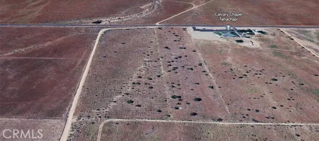 8 Highline Tehachapi, CA 93561 - Photo 16 of 18 a bathroom with a shower