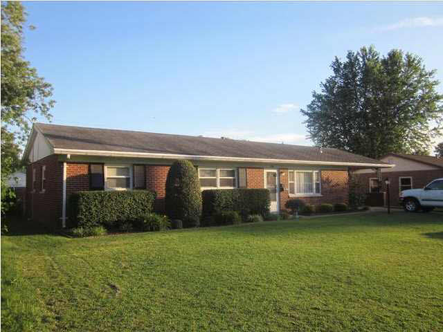 308 West Mill Road Evansville, IN 47710 - Photo 1 of 14 Gallery Image 1