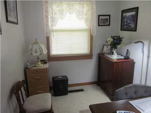 308 West Mill Road Evansville, IN 47710 - Photo 9 of 14 Gallery Image 9