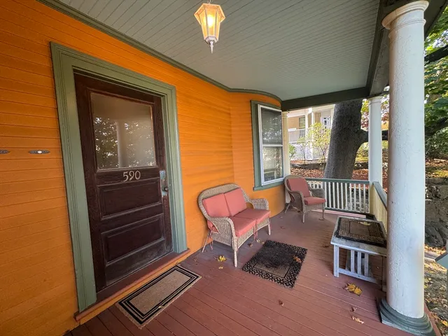 $2,250 | 590 Cambridge Street, Unit 1, Boston, MA 02134