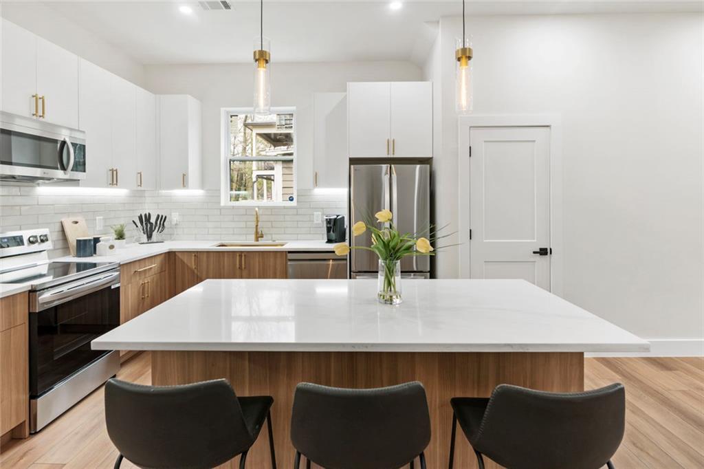 582 Hope Street Southwest Atlanta, GA 30310 - Photo 16 of 62