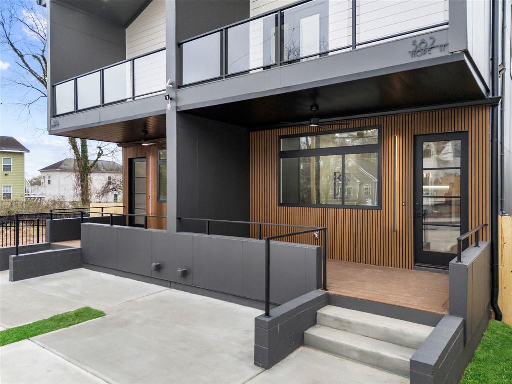 582 Hope Street Southwest Atlanta, GA 30310 - Photo 4 of 62