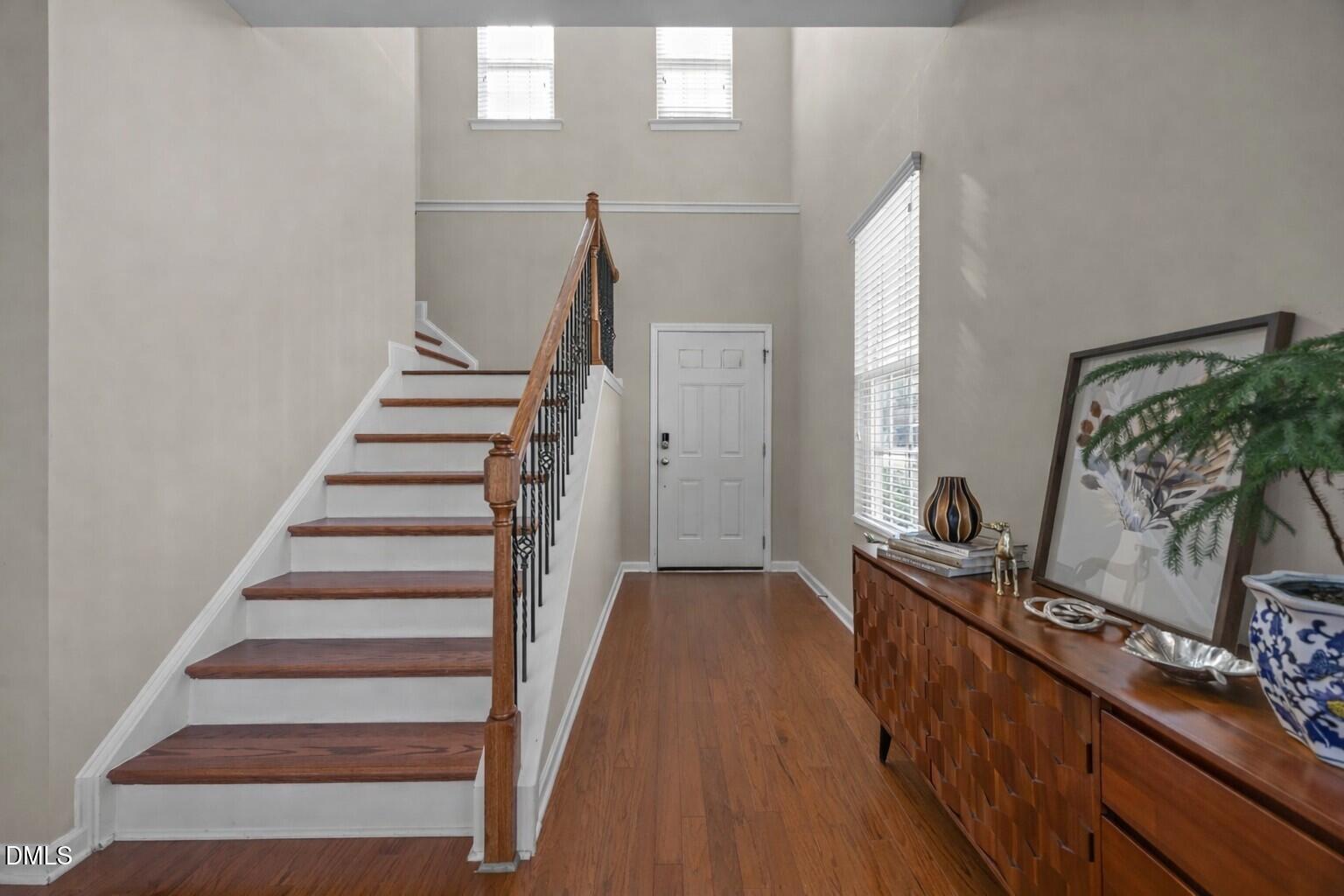 5049 Jelynn Street Raleigh, NC 27616 - Photo 4 of 33 4