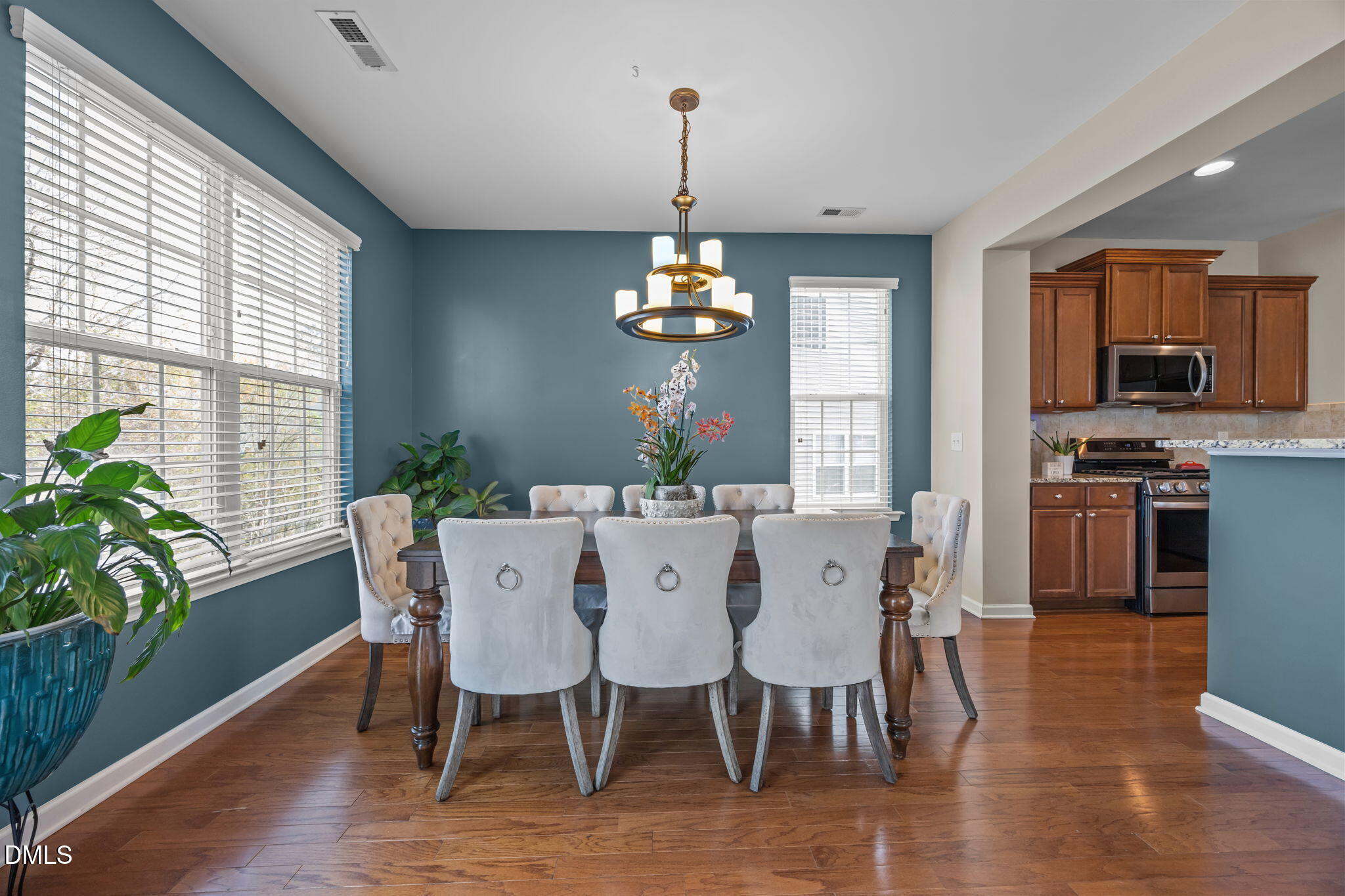 5049 Jelynn Street Raleigh, NC 27616 - Photo 8 of 33 8