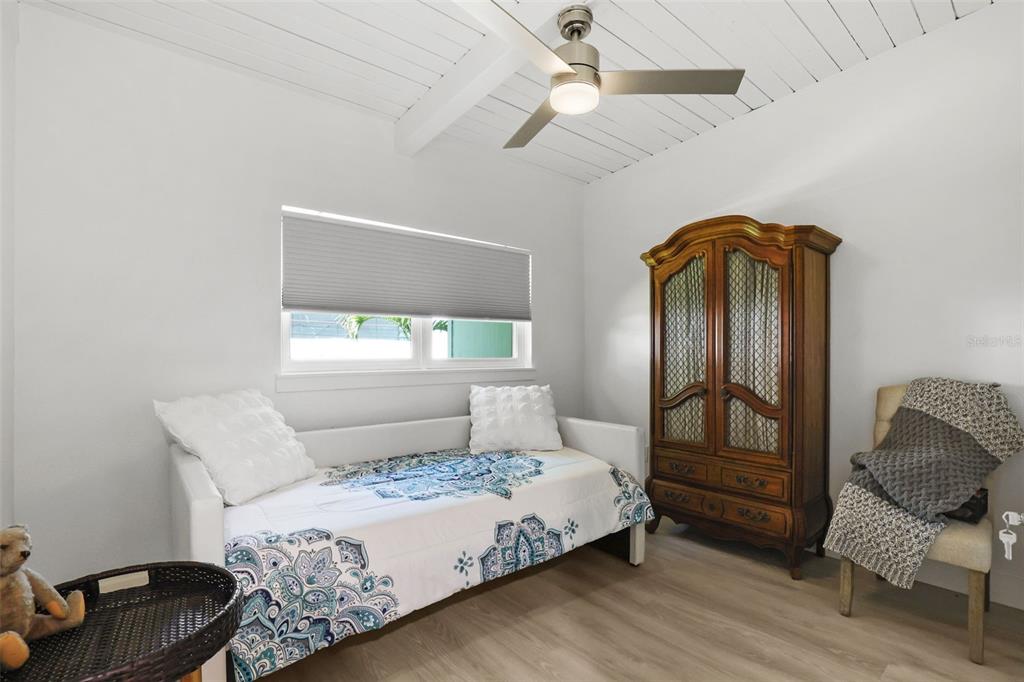 25 Sandpiper Road Tampa, FL 33609 - Photo 35 of 82