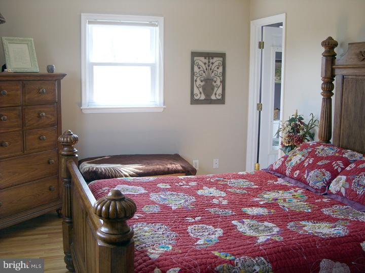 835 Chatfield Road Warrington, PA 18976 - Photo 9 of 20 Gallery Image 9