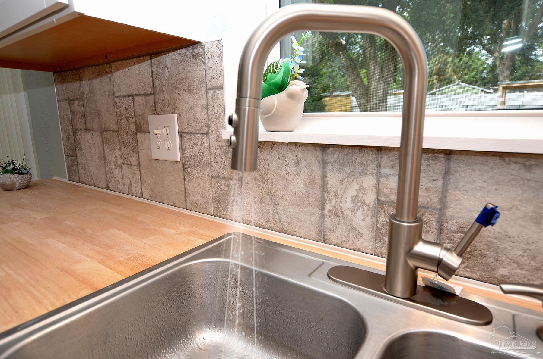 6 Gamwell Road Pensacola, FL 32506 - Photo 34 of 51