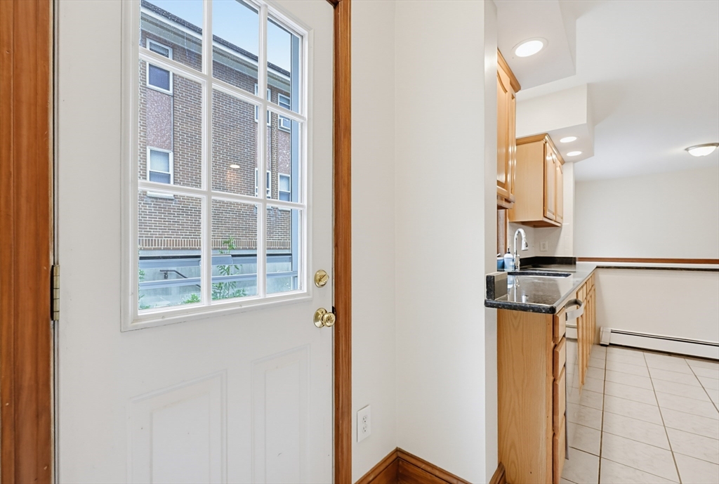 1096 Main Street, Unit 3 Waltham, MA 02453 - Photo 17 of 30