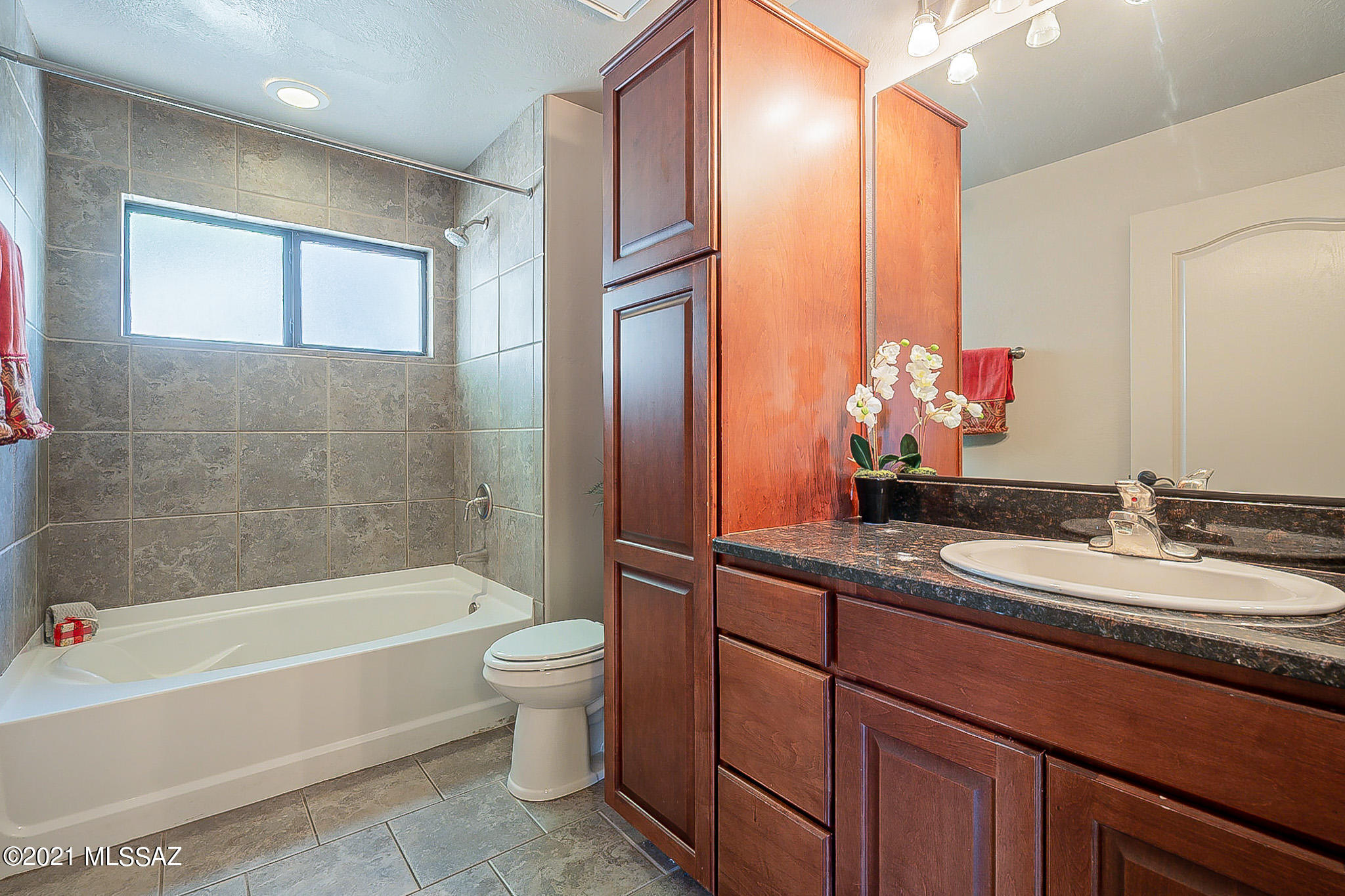 2550 East River Road, Unit 19102 Tucson, AZ 85718 - Photo 6 of 37