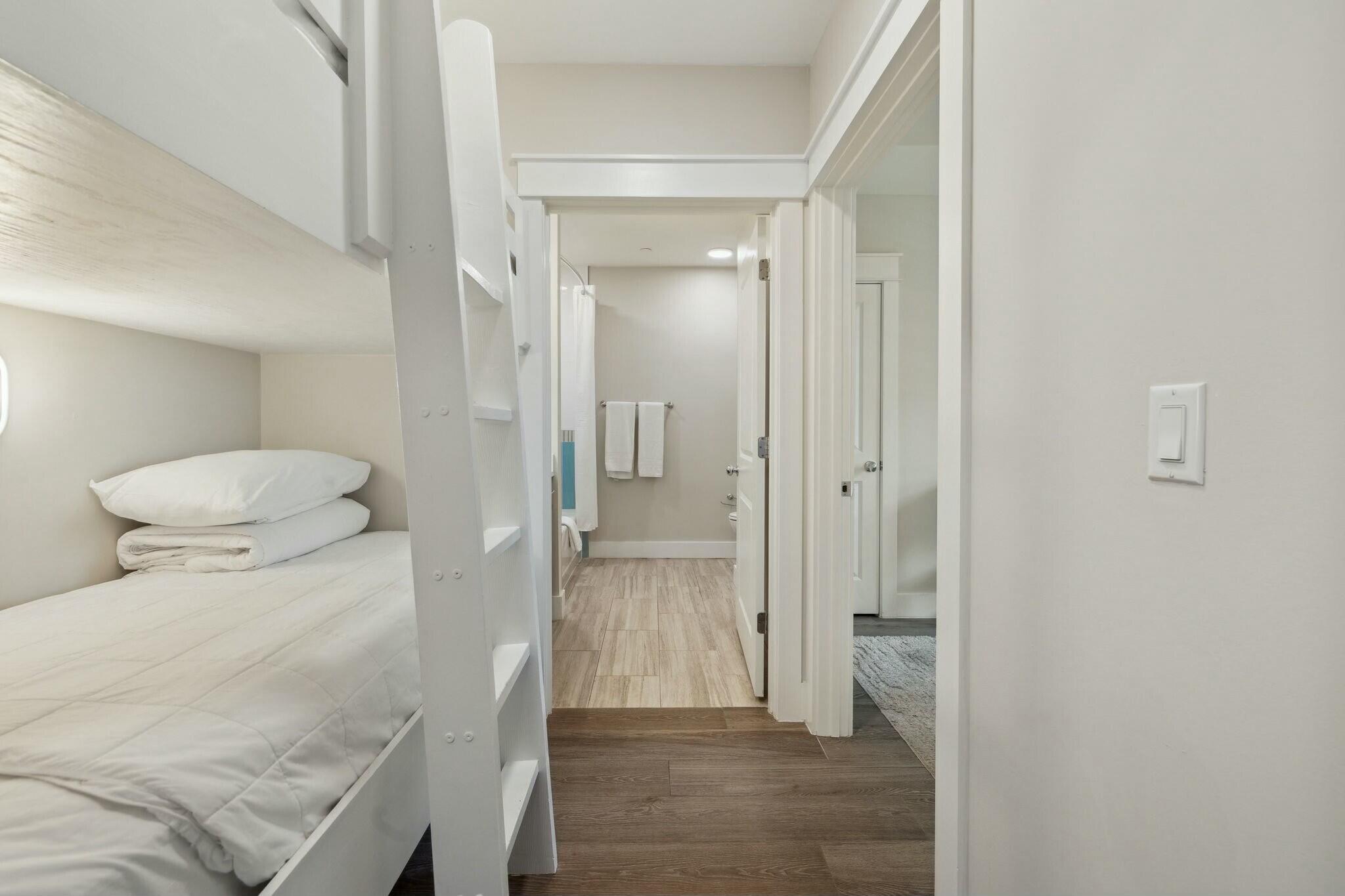 202 Henderson Resort Way, Unit 1204 Destin, FL 32541 - Photo 23 of 29 a bathroom with a sink and toilet