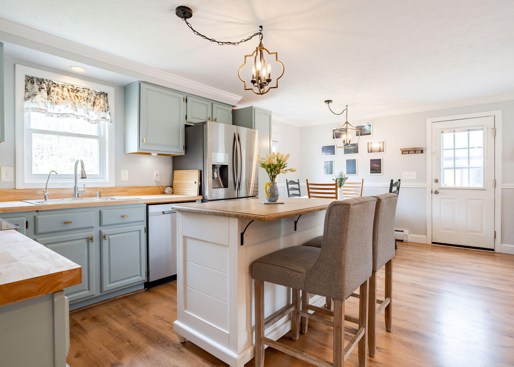 17 Christopher Road Gorham, ME 04038 - Photo 12 of 40 Island is staying