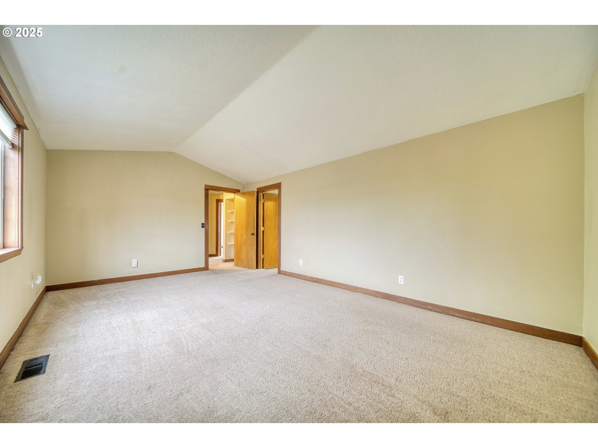 33298 Meadowbrook Drive Scappoose, OR 97056 - Photo 18 of 41