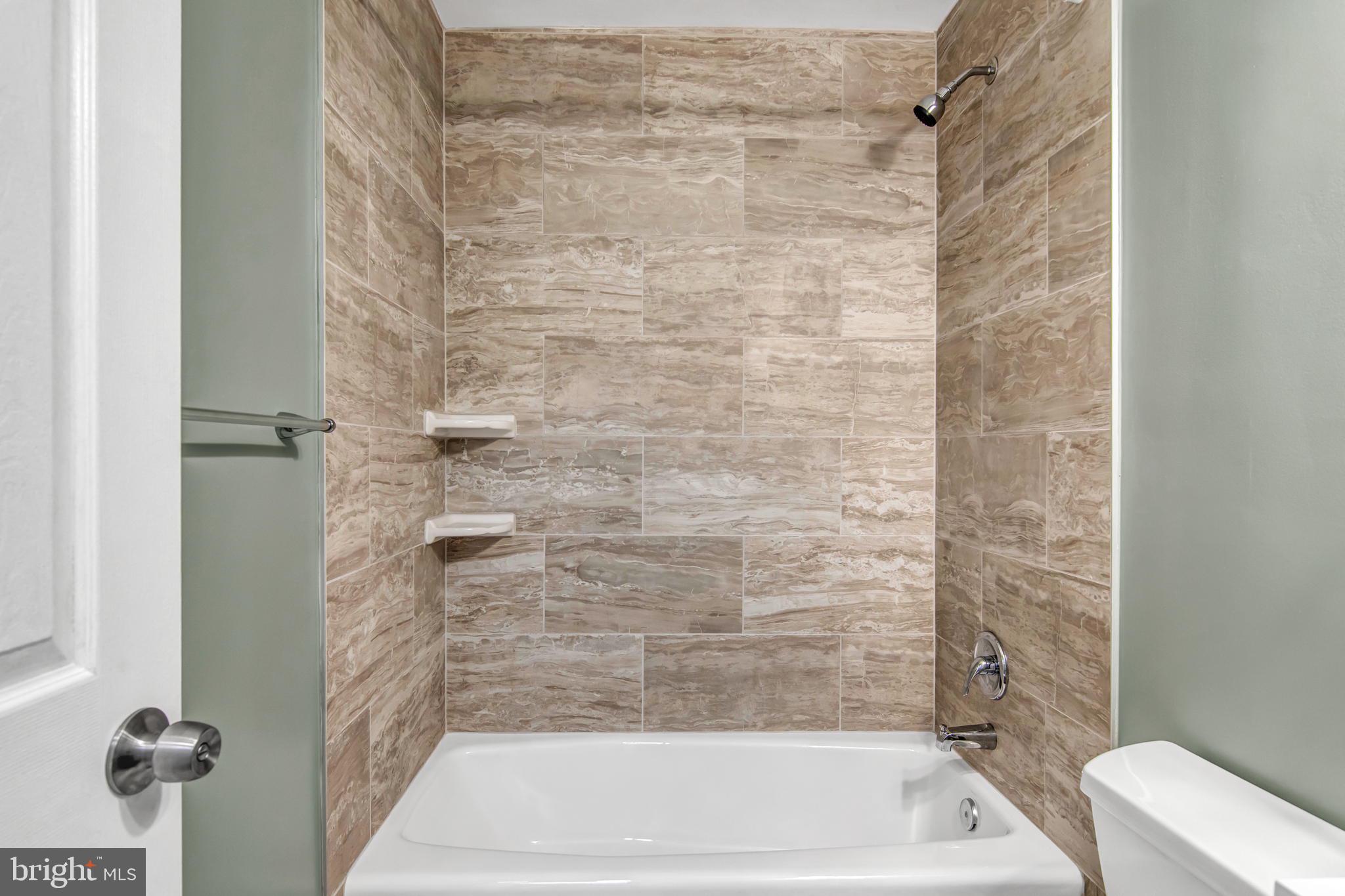 1518 Scandia Circle Reston, VA 20190 - Photo 38 of 55