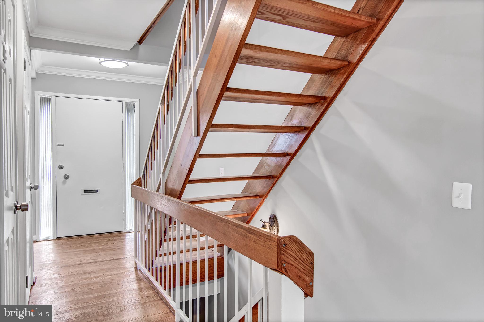 1518 Scandia Circle Reston, VA 20190 - Photo 5 of 55