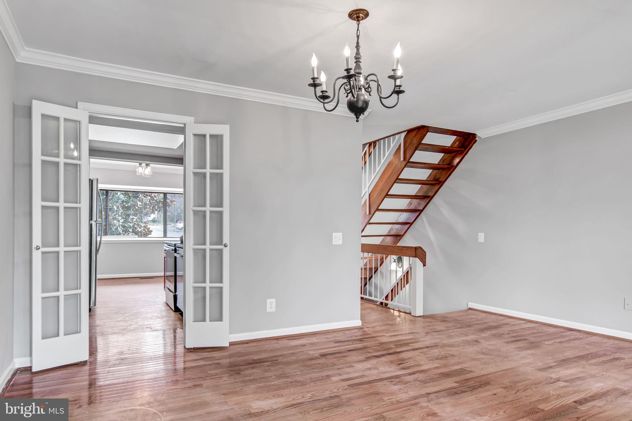 1518 Scandia Circle Reston, VA 20190 - Photo 9 of 55