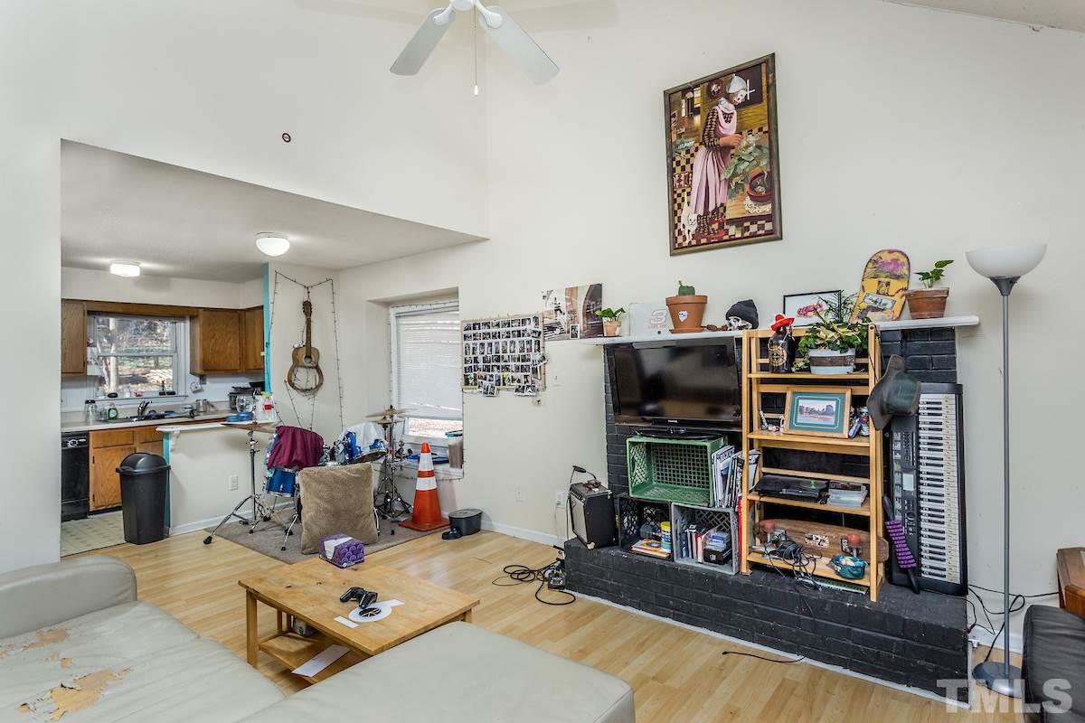606 Brent Road Raleigh, NC 27606 - Photo 3 of 17