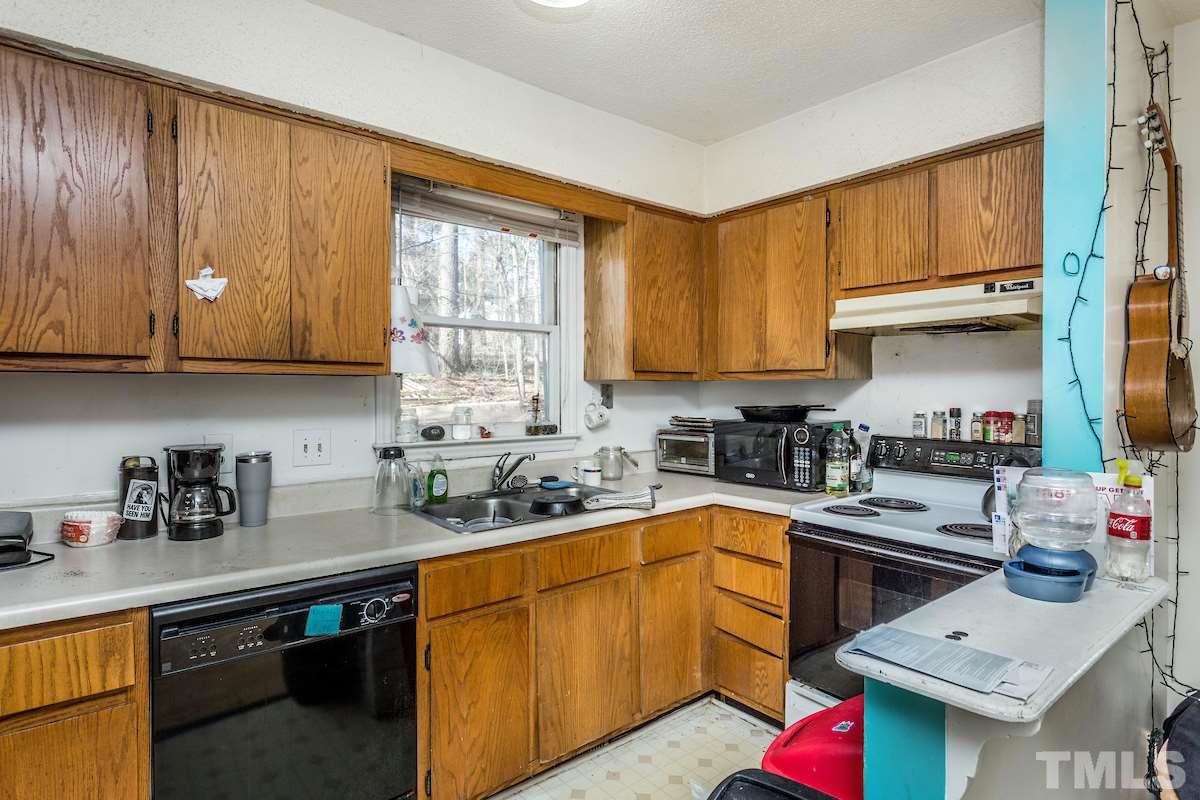 606 Brent Road Raleigh, NC 27606 - Photo 7 of 17