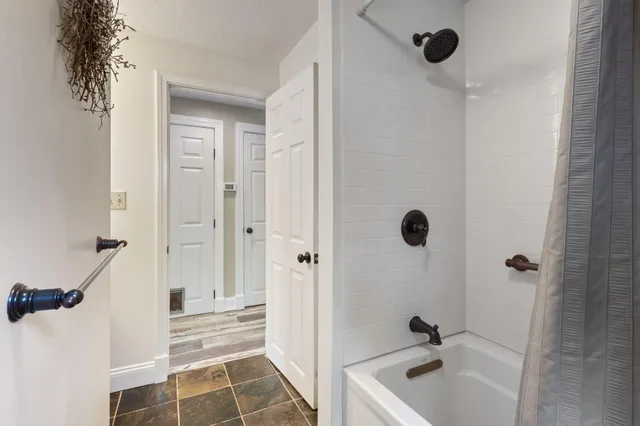 $599,000 | 3 Foothill Lane, Sanford, ME 04073