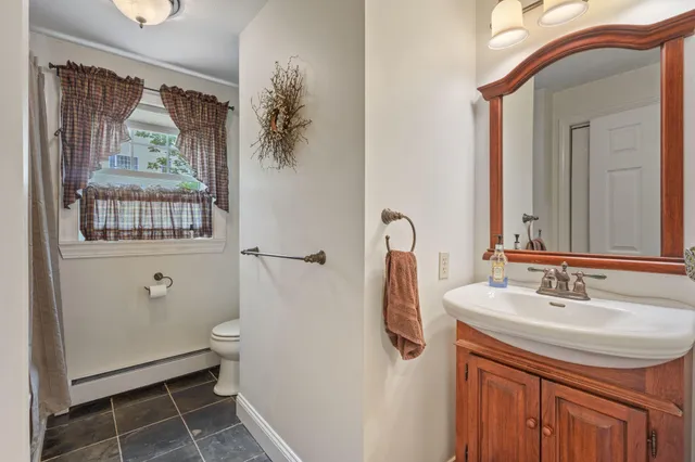 $599,000 | 3 Foothill Lane, Sanford, ME 04073