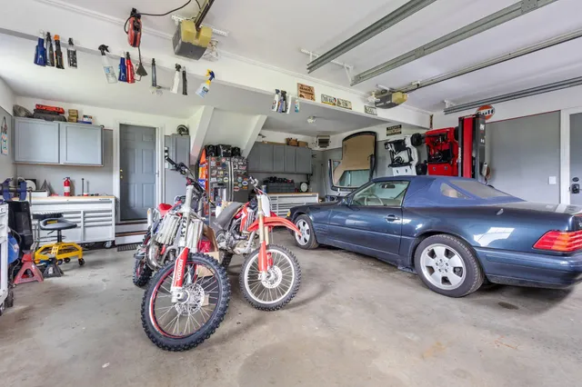 $599,000 | 3 Foothill Lane, Sanford, ME 04073