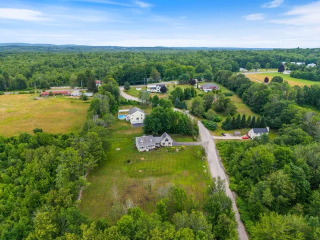 $599,000 | 3 Foothill Lane, Sanford, ME 04073