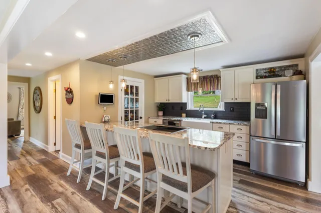 $599,000 | 3 Foothill Lane, Sanford, ME 04073