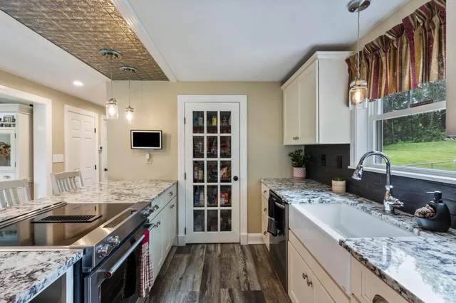 $599,000 | 3 Foothill Lane, Sanford, ME 04073