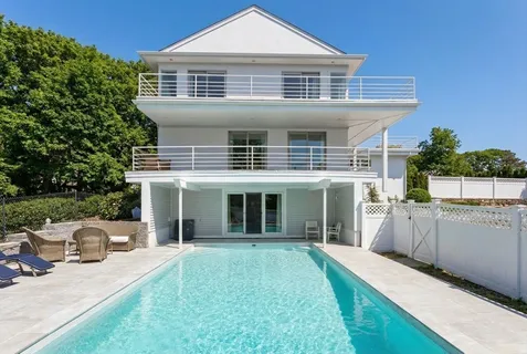 $2,900,000 | 44 Seabury Point Road, Duxbury, MA 02332