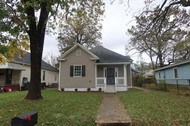 $2,100 | 1607 East 14th Street, Chattanooga, TN 37404