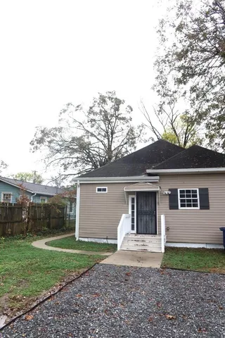 $2,100 | 1607 East 14th Street, Chattanooga, TN 37404