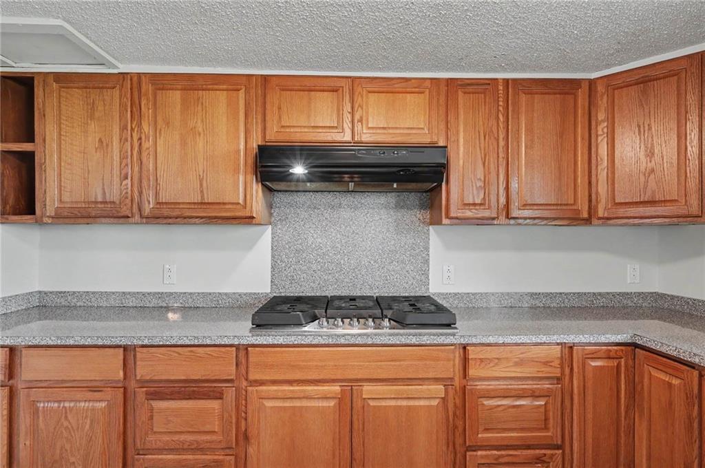 15496 Southeast Norton Road Kincaid, KS 66039 - Photo 13 of 66