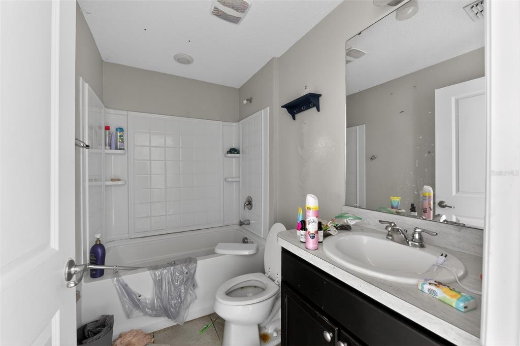 10120 Carp Holw Road Sun City Center, FL 33573 - Photo 3 of 25