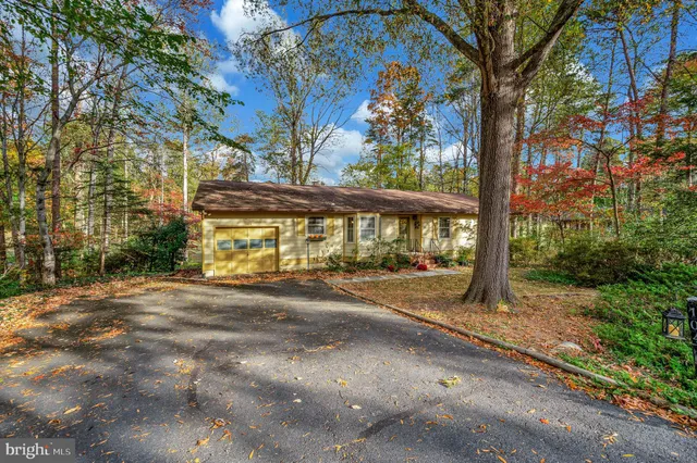 $399,900 | 104 Appleview Court, Locust Grove, VA 22508