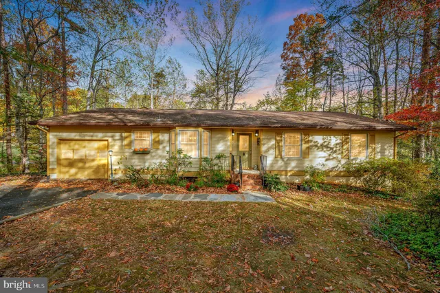 $399,900 | 104 Appleview Court, Locust Grove, VA 22508