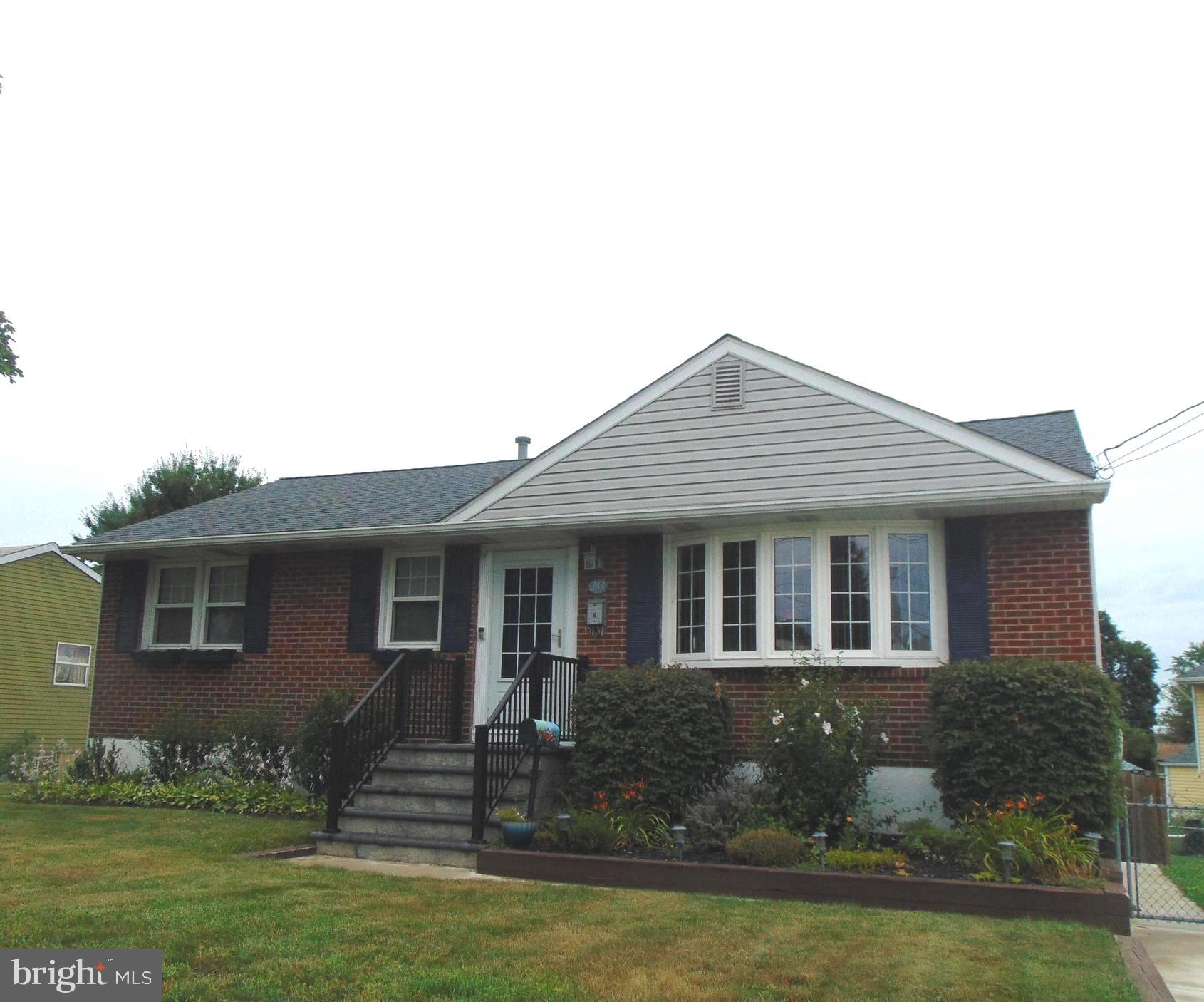 243 Creek Road Bellmawr, NJ 08031 - Photo 3 of 31 FRONT