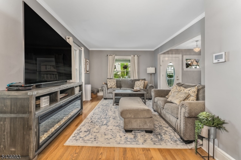 28 Codington Place Somerville, NJ 08876 - Photo 7 of 28