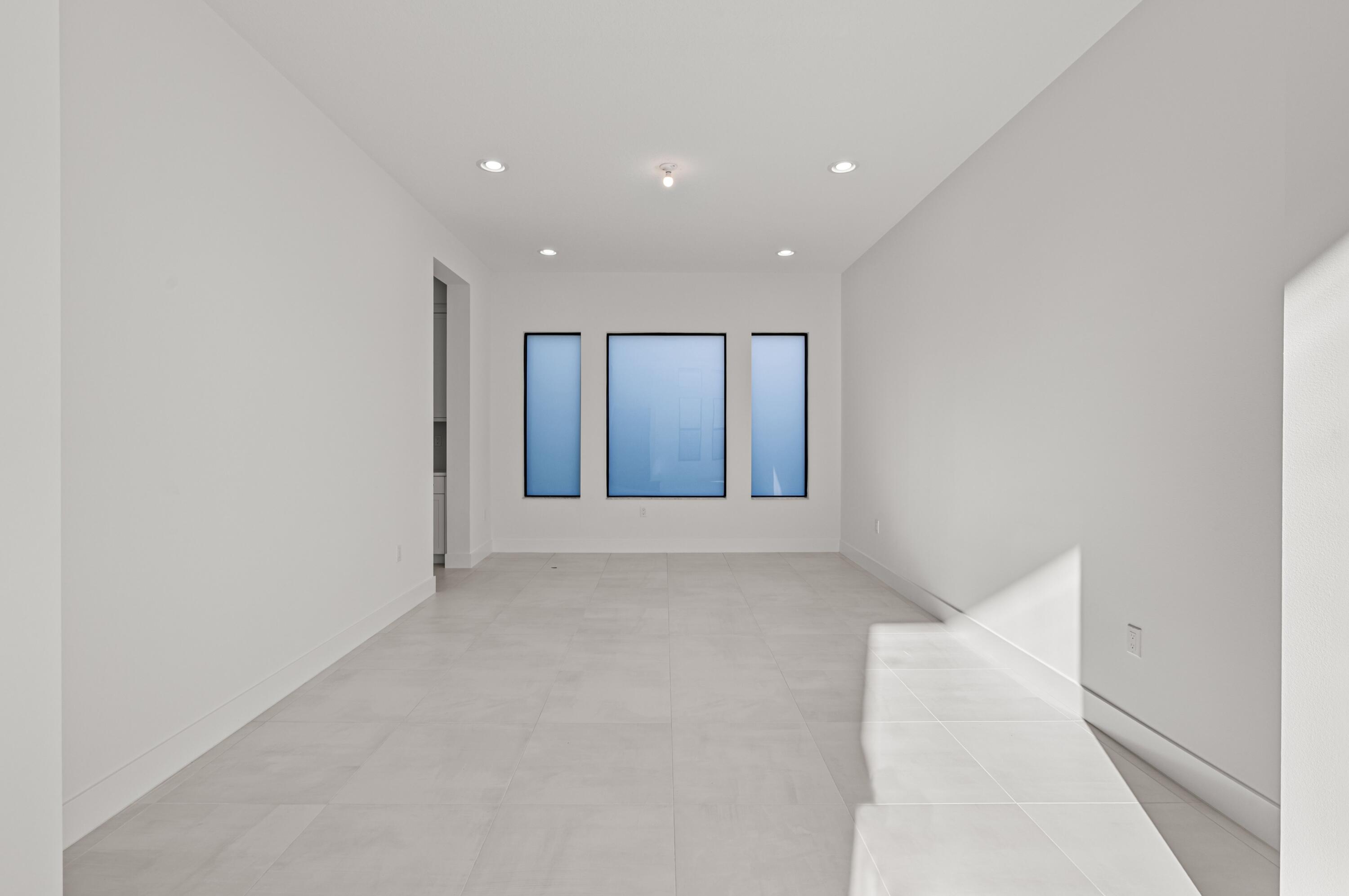 8360 Crystal Downs Avenue Boca Raton, FL 33434 - Photo 12 of 42 Dining