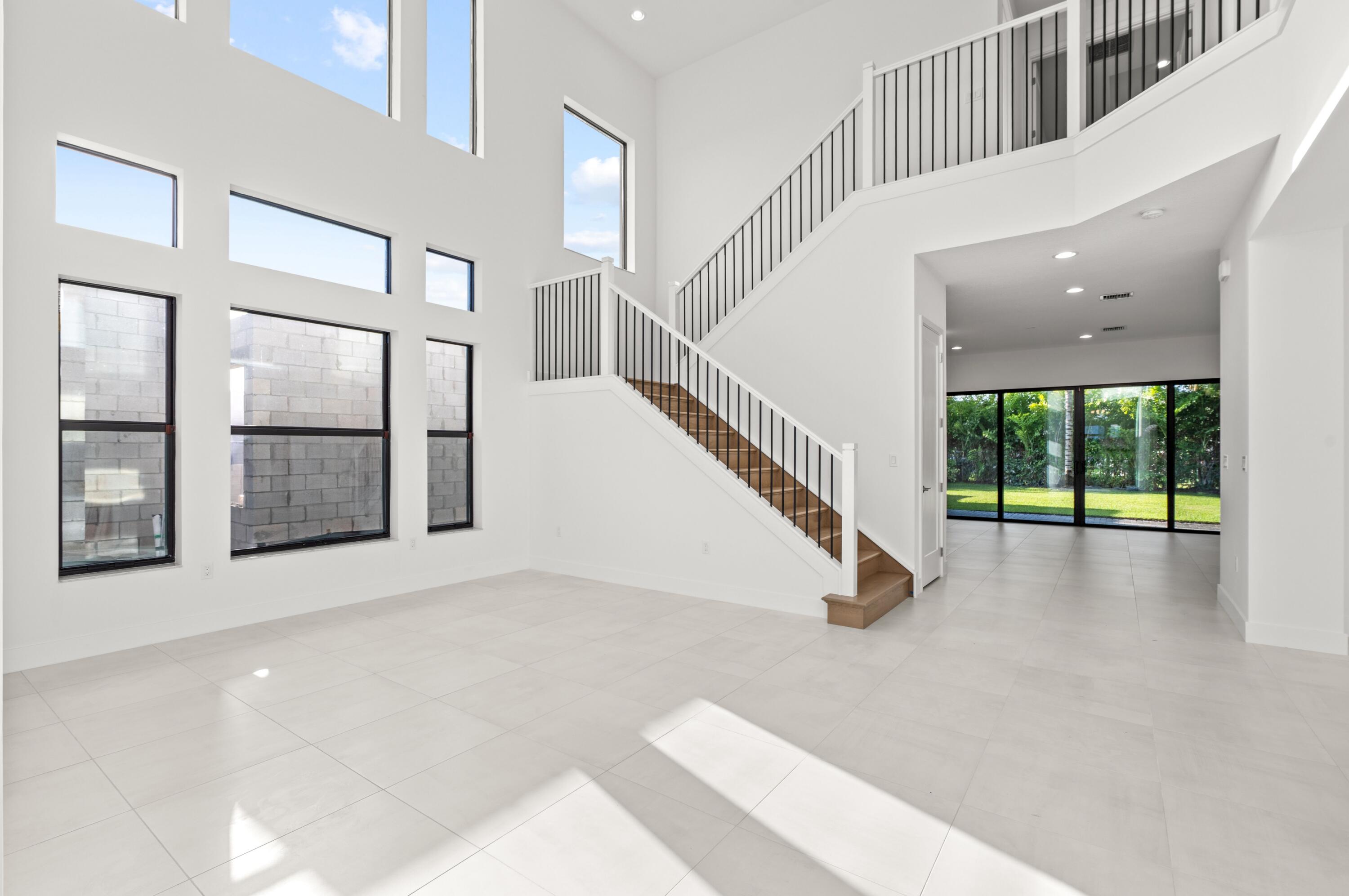 8360 Crystal Downs Avenue Boca Raton, FL 33434 - Photo 3 of 42 Great Room