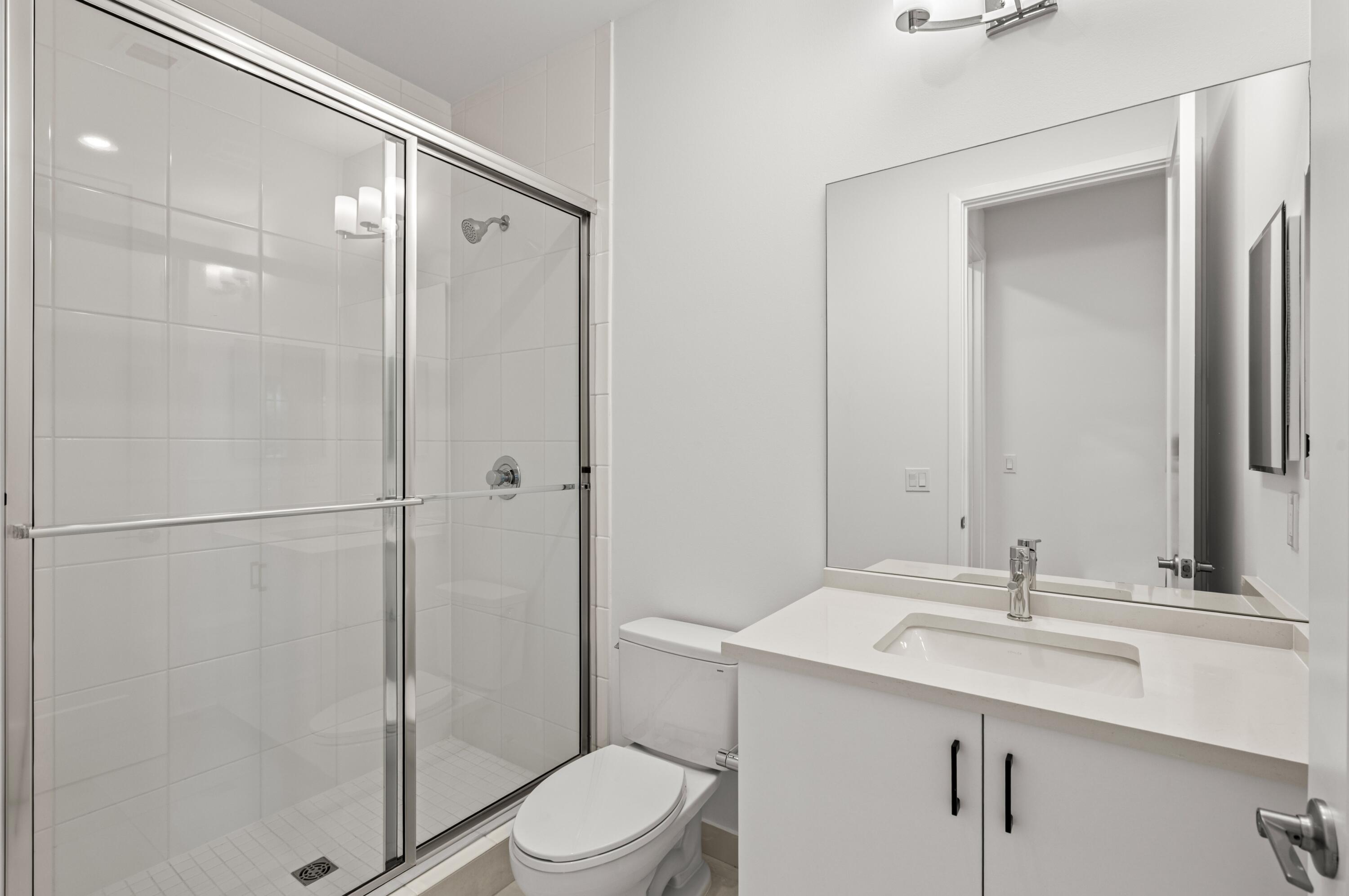 8360 Crystal Downs Avenue Boca Raton, FL 33434 - Photo 32 of 42 Bathroom 4