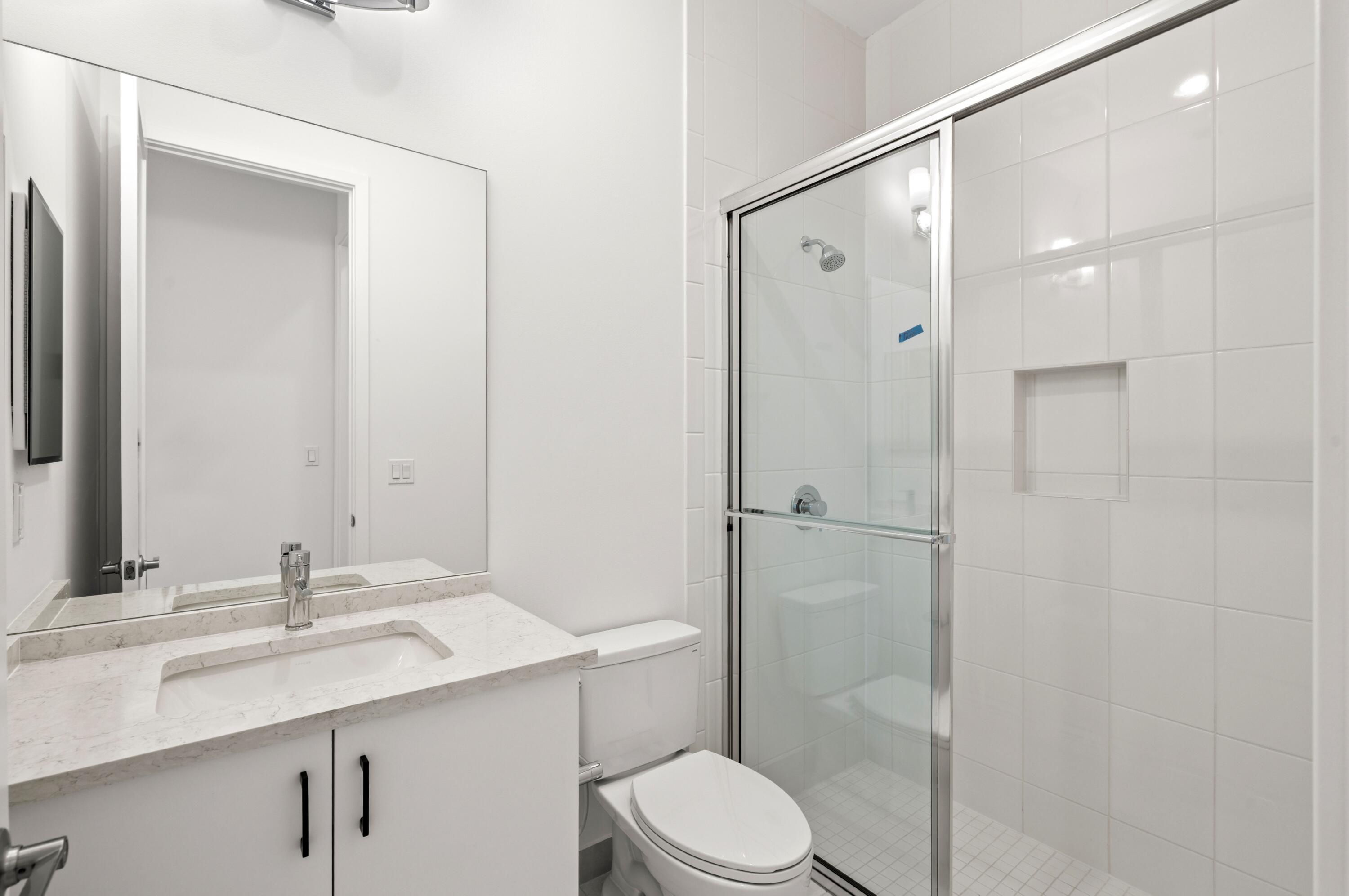 8360 Crystal Downs Avenue Boca Raton, FL 33434 - Photo 33 of 42 Cabana Bathroom